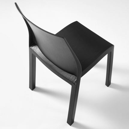 Black Polypropylene Chair | 47 x 53.5 x 84.5 cm